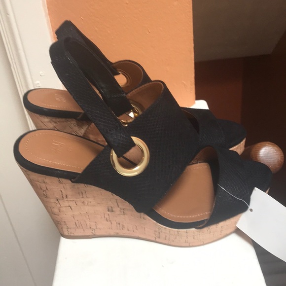 H&M Wedge Sandal - Picture 2 of 4